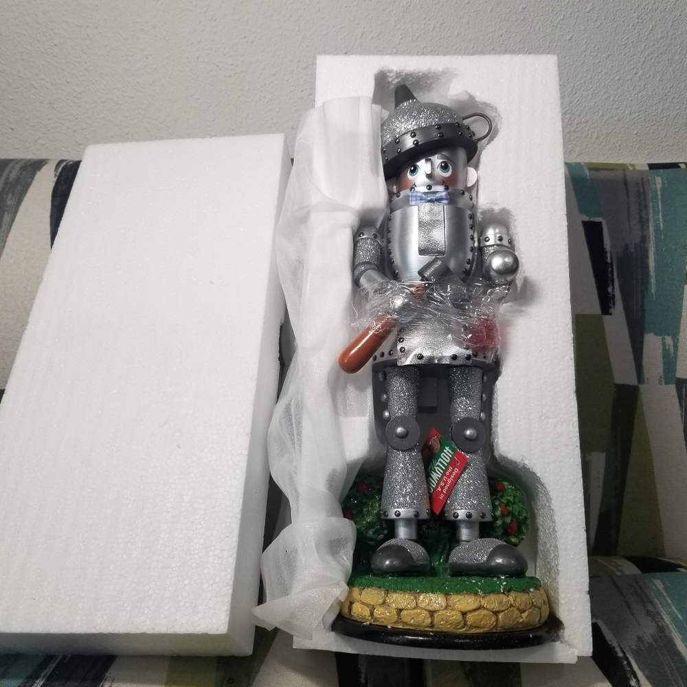 Kurt Adler Hollywood Nutcracker Collection Wizard Of Oz Tin Man 18 inch